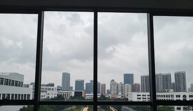 提升信息服务性能的关键在于适配性与优化策略