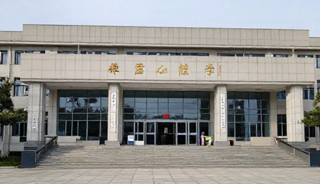 信息服务领域故障排查中的技术实施难点